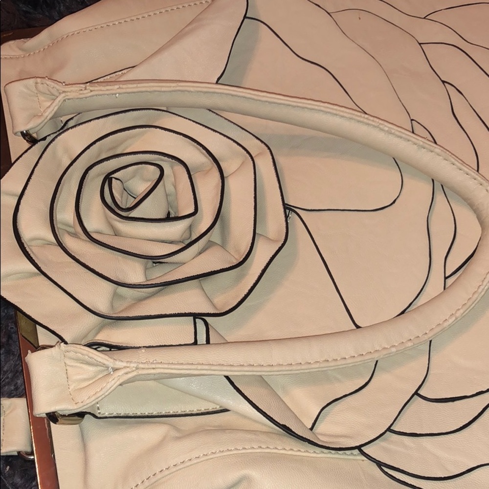 Flower Purse - Picture 6 of 6